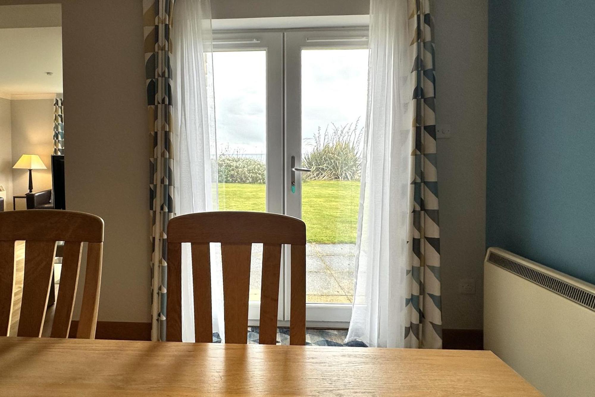 No2 The Links Apartment, Brora Exterior photo